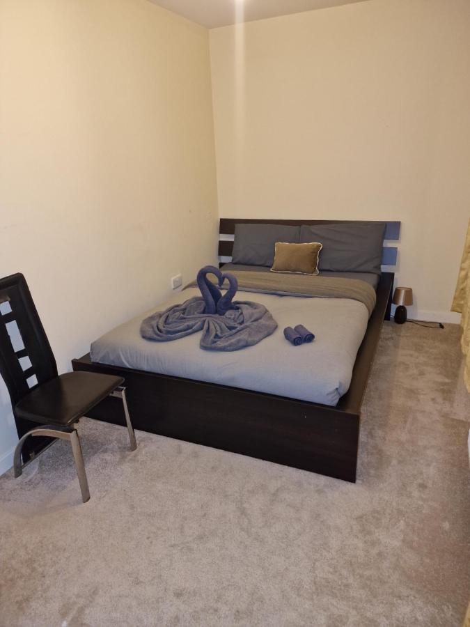 Ko 3 Bed House Apartman Dartford Kültér fotó